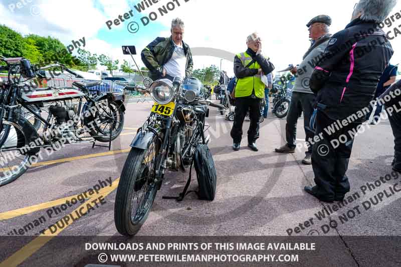 Vintage motorcycle club;eventdigitalimages;no limits trackdays;peter wileman photography;vintage motocycles;vmcc banbury run photographs